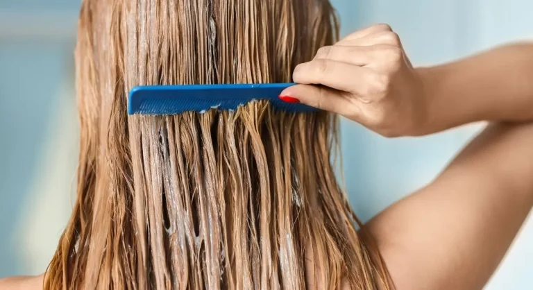 Mascarilla de maicena avena y oliva para despedir el frizz