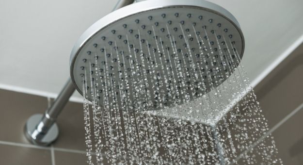 trucos caseros para limpiar la alcachofa de la ducha