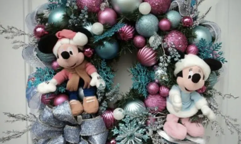 adornos navideños inspirados en Mickey Mouse