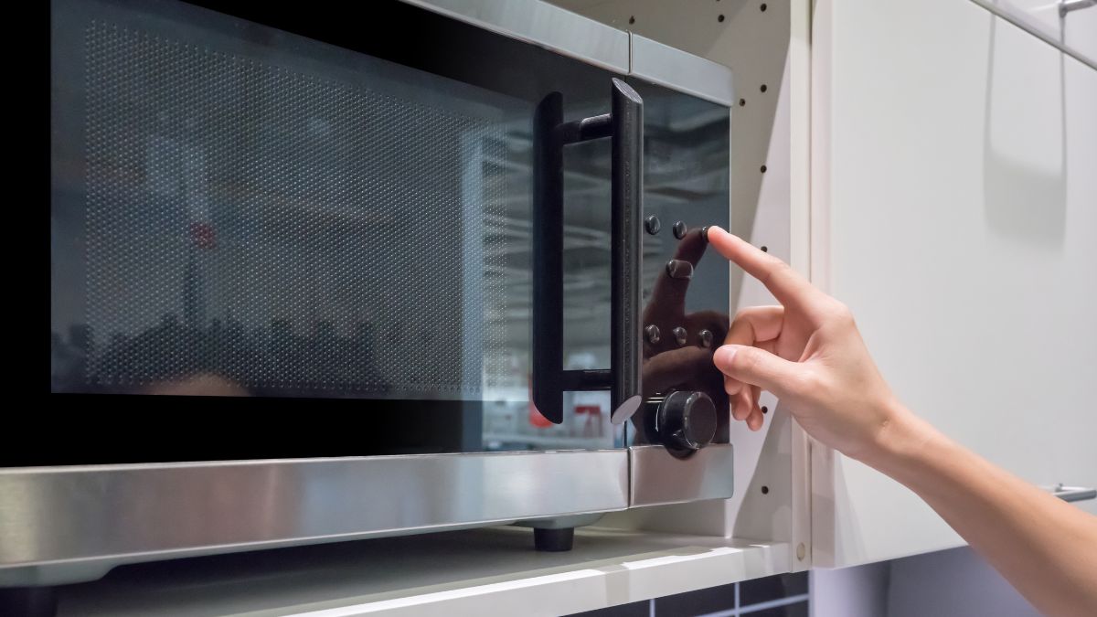 12 consejos para limpiar perfectamente un microondas